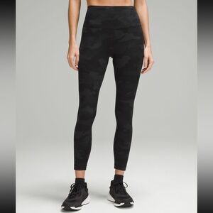 Lululemon Wunder Train High-Rise Tight 25", Heritage 365 Camo Deep Coal, size 4